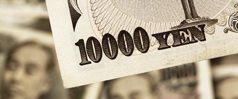 现年52岁的GCI Asset投资方案小组首席外汇策略师Tatsuhiro Iwashige在4月15日接受采访时指出，日本央行行长黑田东彦(Haruhiko Kuroda)应该进一步降低负利率，并使用所谓的“直升机撒钱”(helicopter money)。Iwashige认为，这会帮助美元/日元在一段时间内位于110上方。